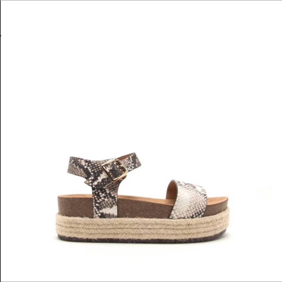 1 Left! Snake Beige Brown One Band Sandals! - Picture 2 of 6